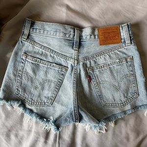 501 Levi’s Shorts